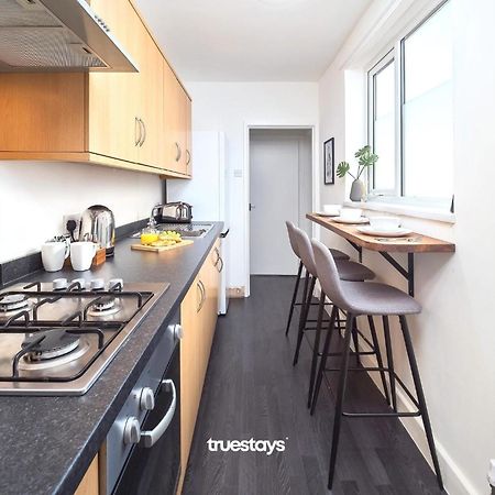 Penkhull House By Truestays - 4 Bedroom House In Stoke-On-Trent Екстер'єр фото