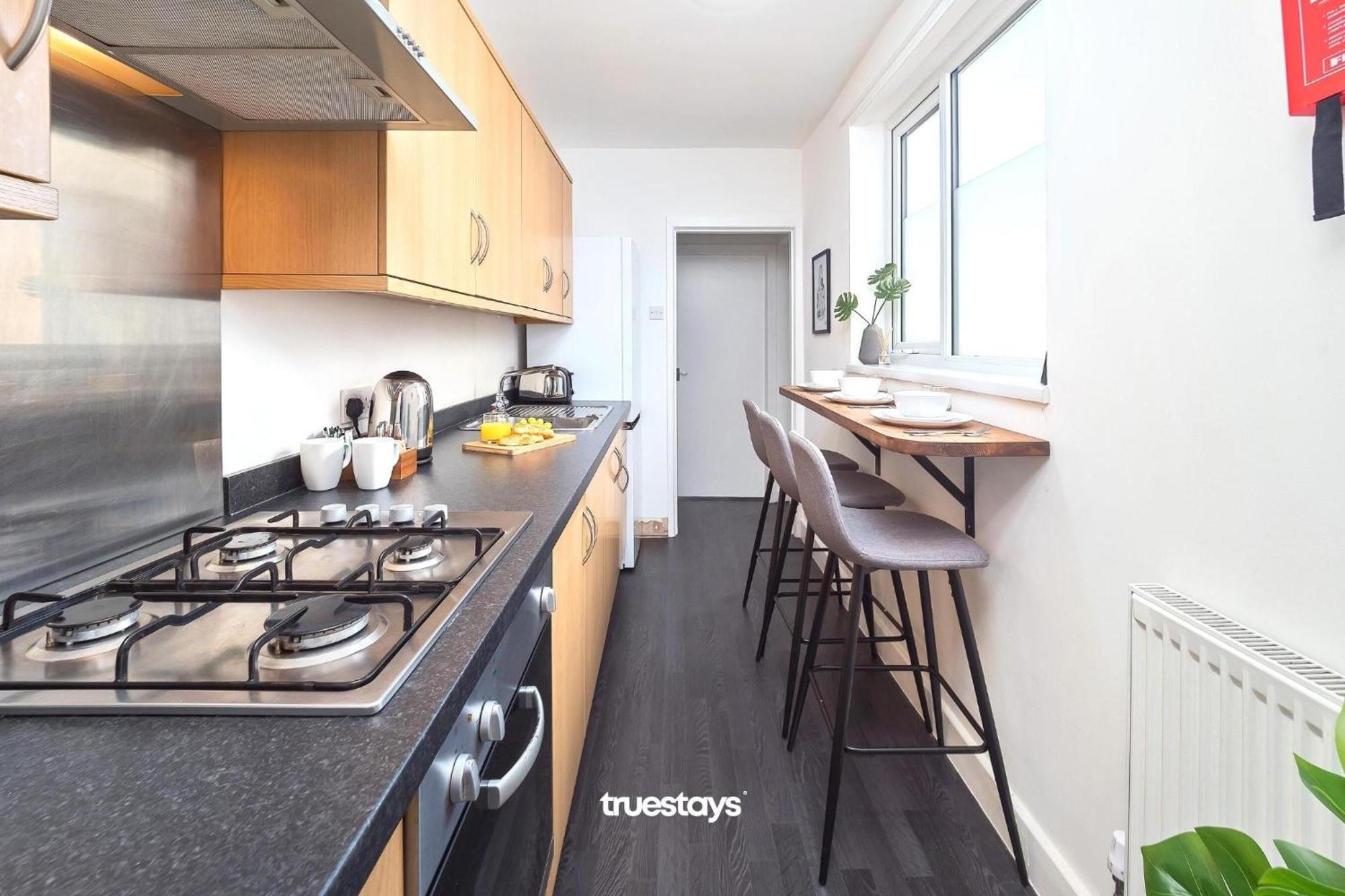 Penkhull House By Truestays - 4 Bedroom House In Stoke-On-Trent Екстер'єр фото
